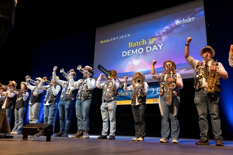 Berkeley Skydeck's Batch 17 demo day.