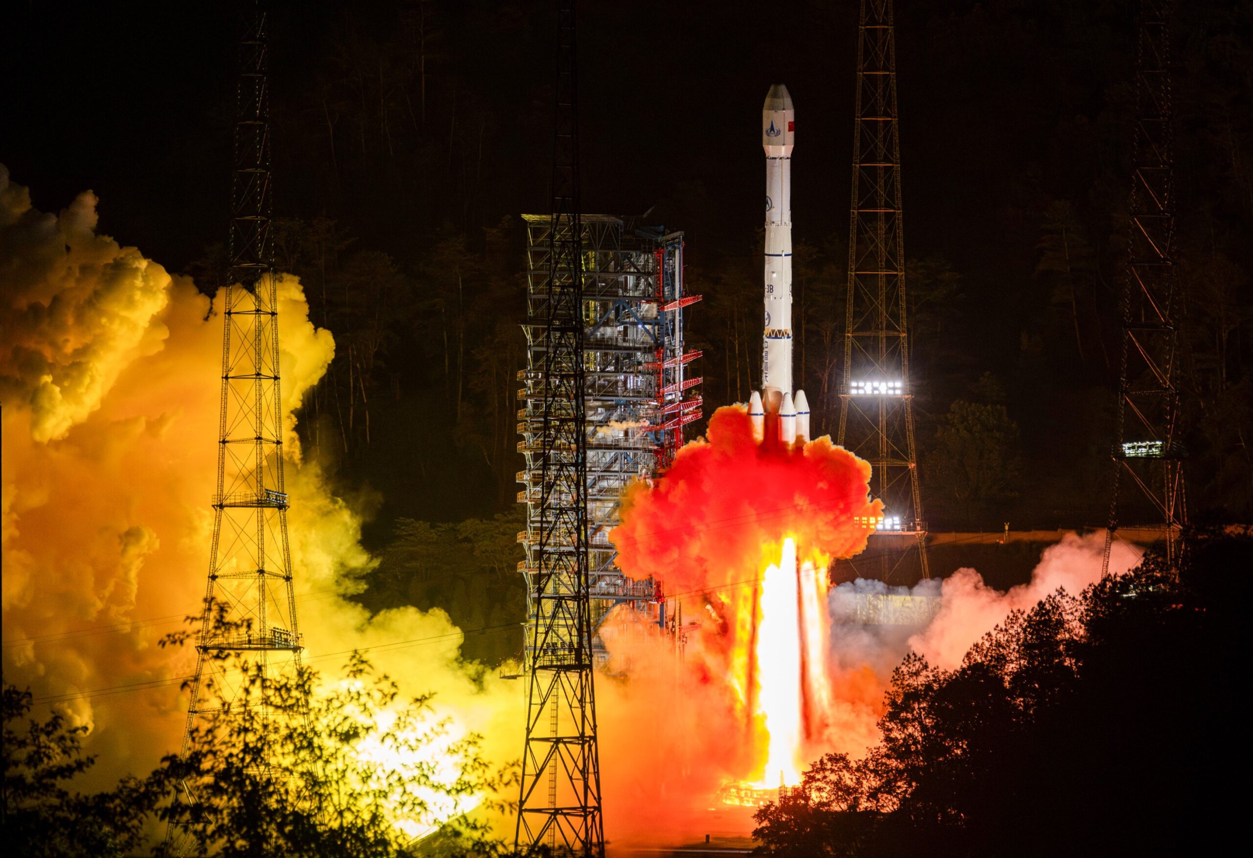 Tianwen-2 on the launchpad